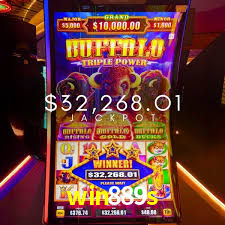 A Ascensão dos Esportes Eletrônicos: Um Novo Paradigma no Entretenimento